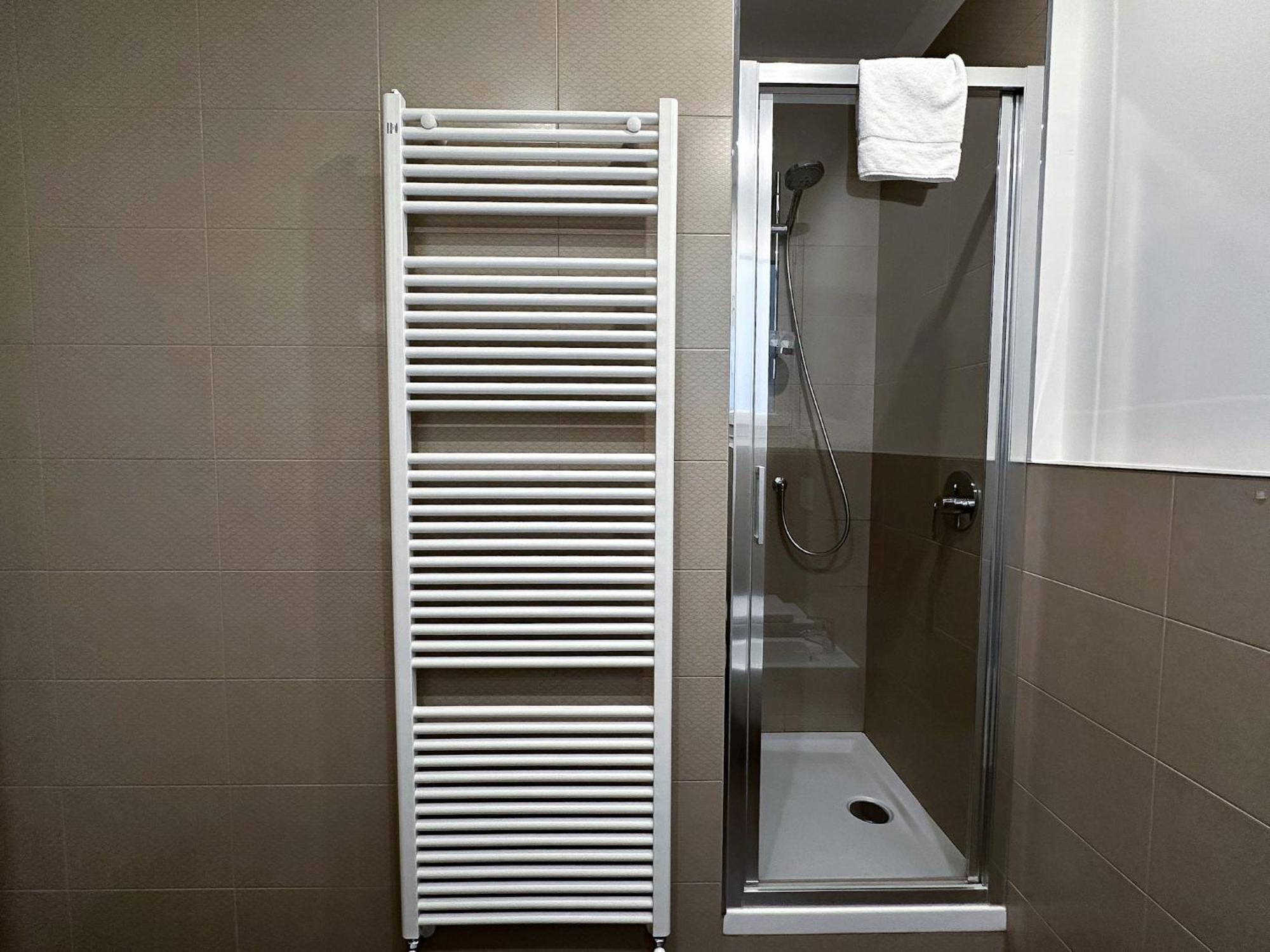 בלאג'יו Ca Belverz Center Town Apartment מראה חיצוני תמונה